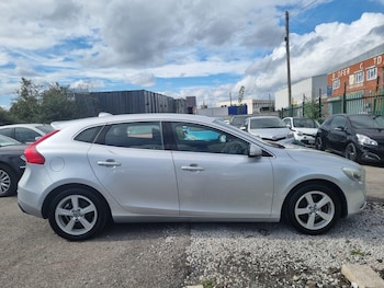 (14) - AUTO SAT NAV LOW MILES ULEZ FREE 5-Door