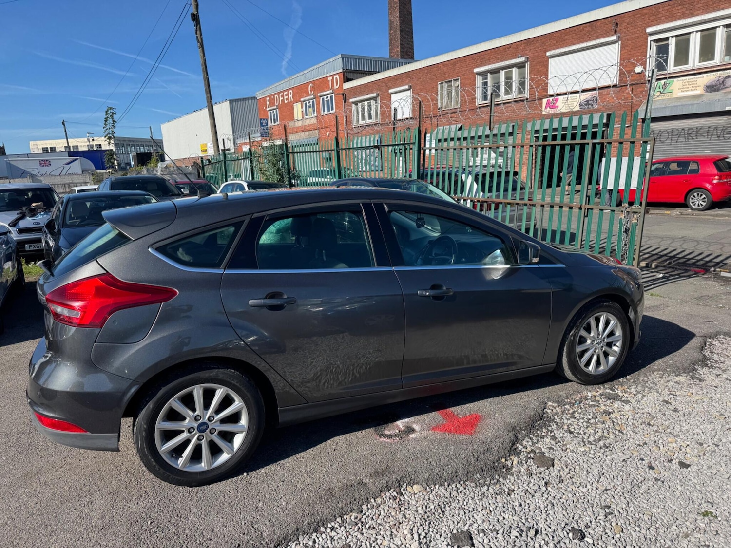 Used Ford Focus 2015 for sale - 76032530: Photo 11
