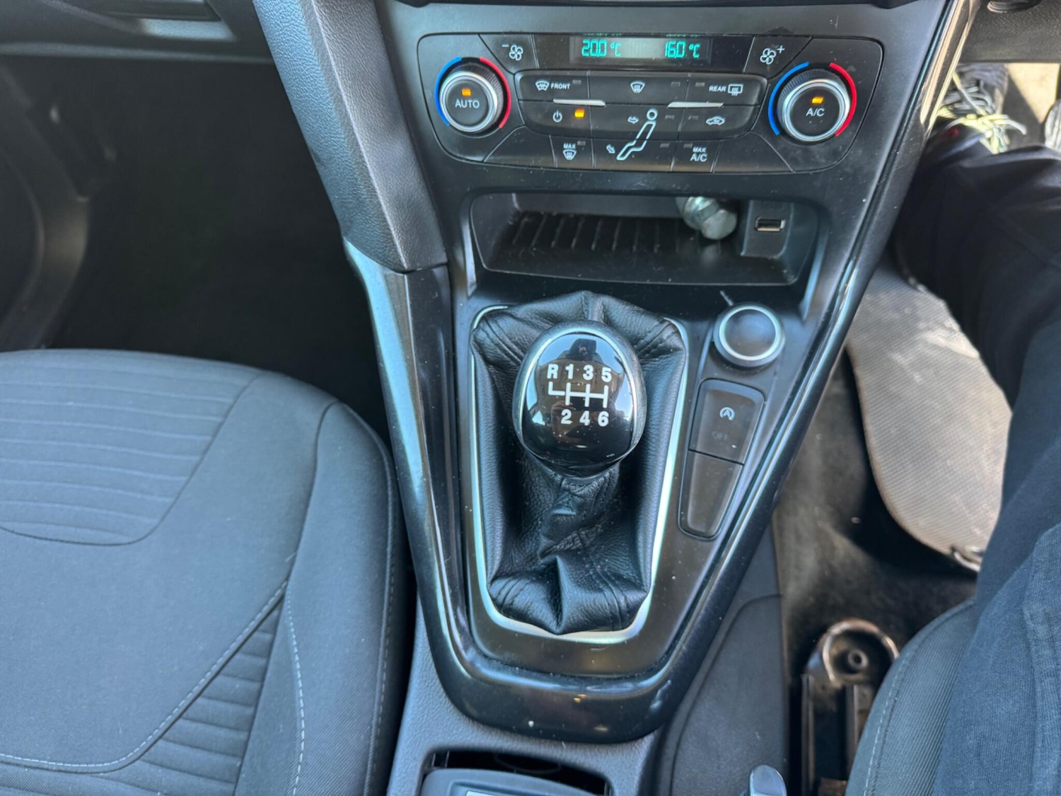 Used Ford Focus 2015 for sale - 76032530: Photo 29