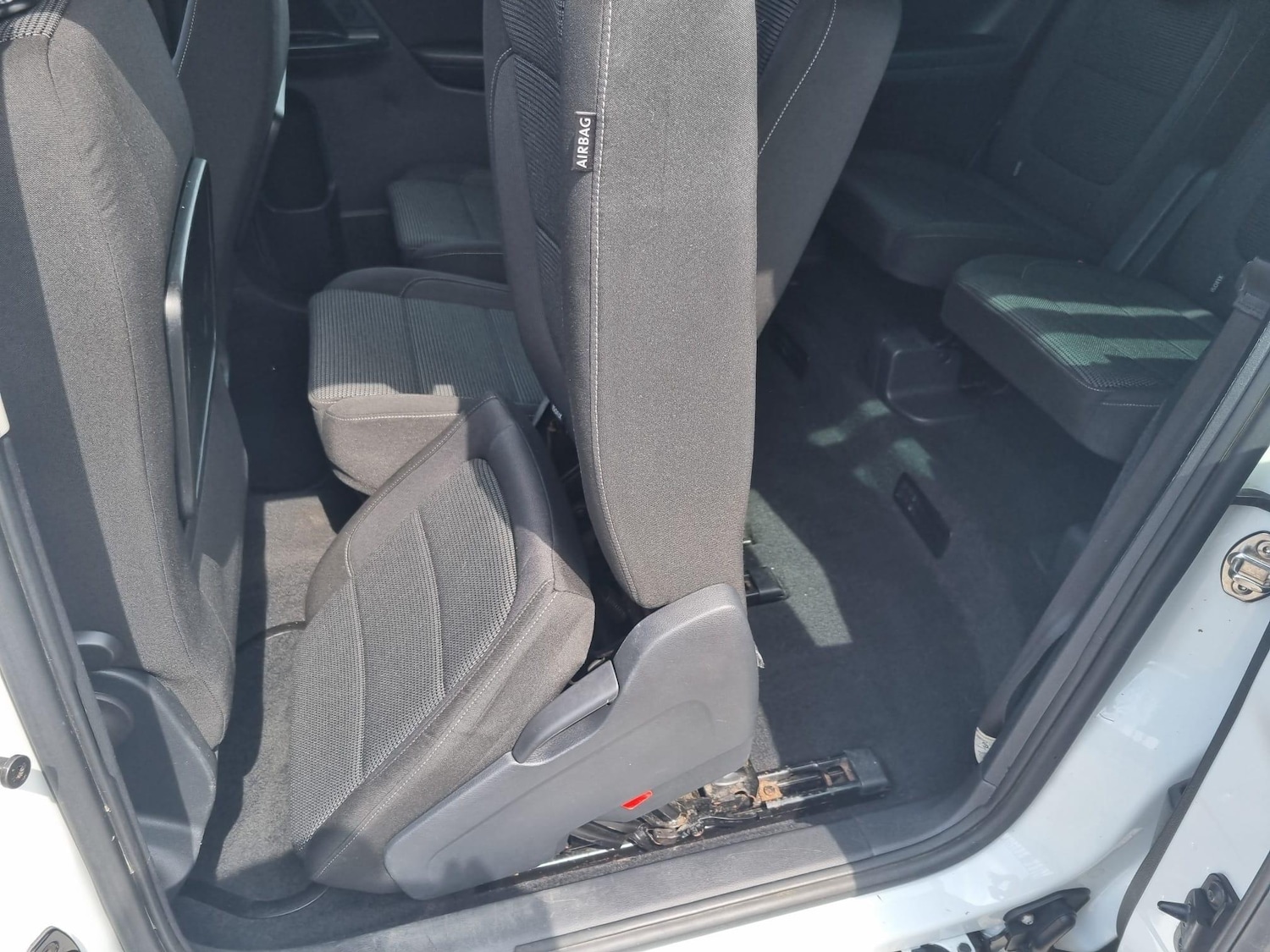 Vehicle 27