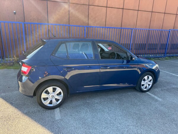 Used Skoda Fabia 2017 for sale - 76060431: Photo 4