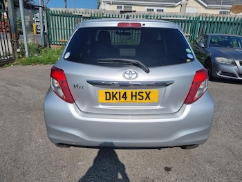 Used Toyota Vitz 2014 for sale - 75601175: Photo