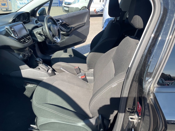 Used Peugeot 208 2017 for sale - 75351028: Photo 12