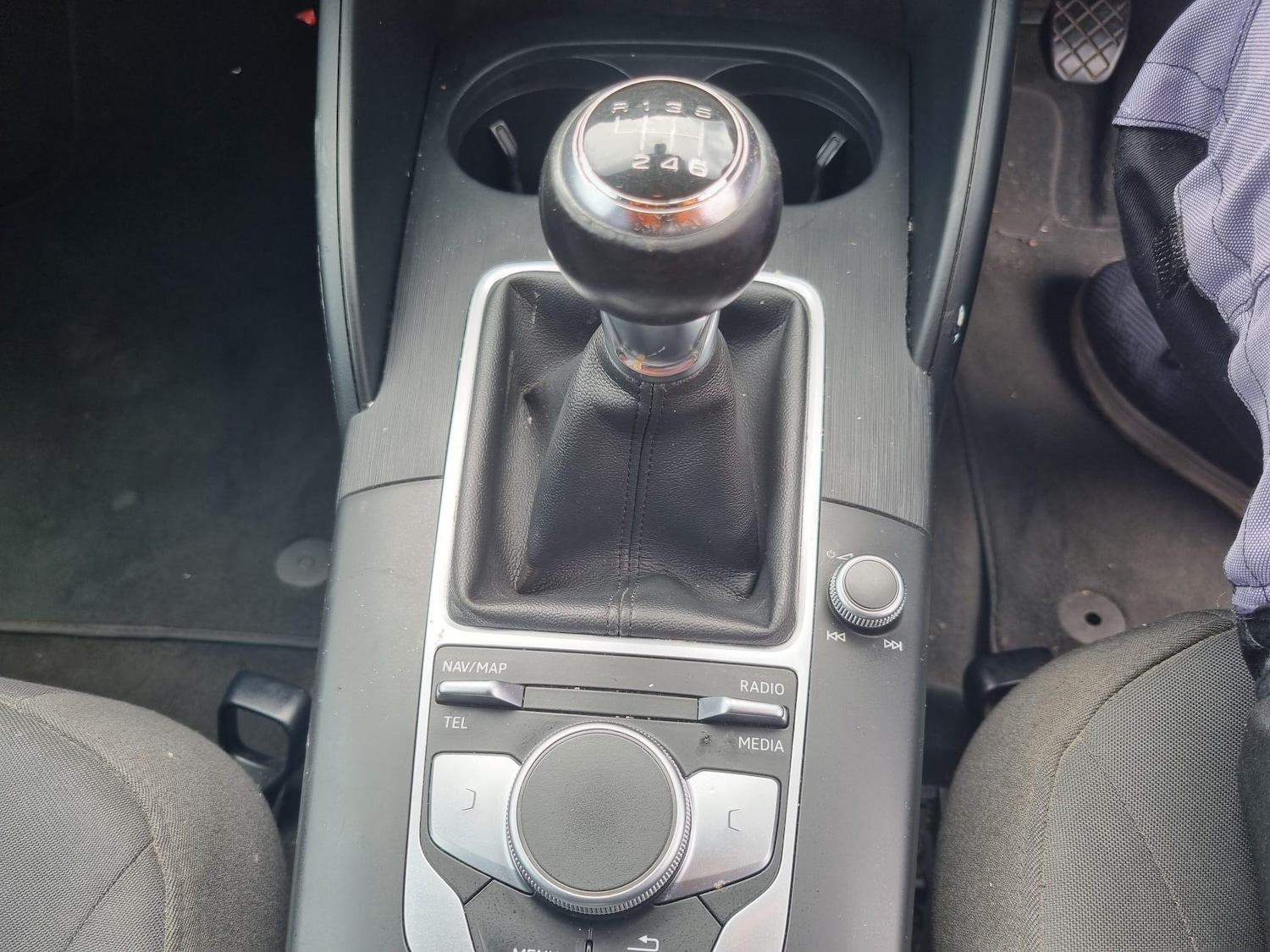 Vehicle 29