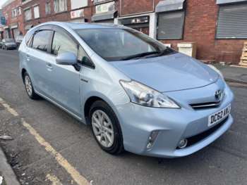 (62) - PETROL HYBRID AUTO 7 SEATER 4-Door