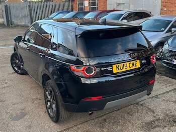 Used Land Rover Discovery Sport 2019 for sale - 77440717: Photo