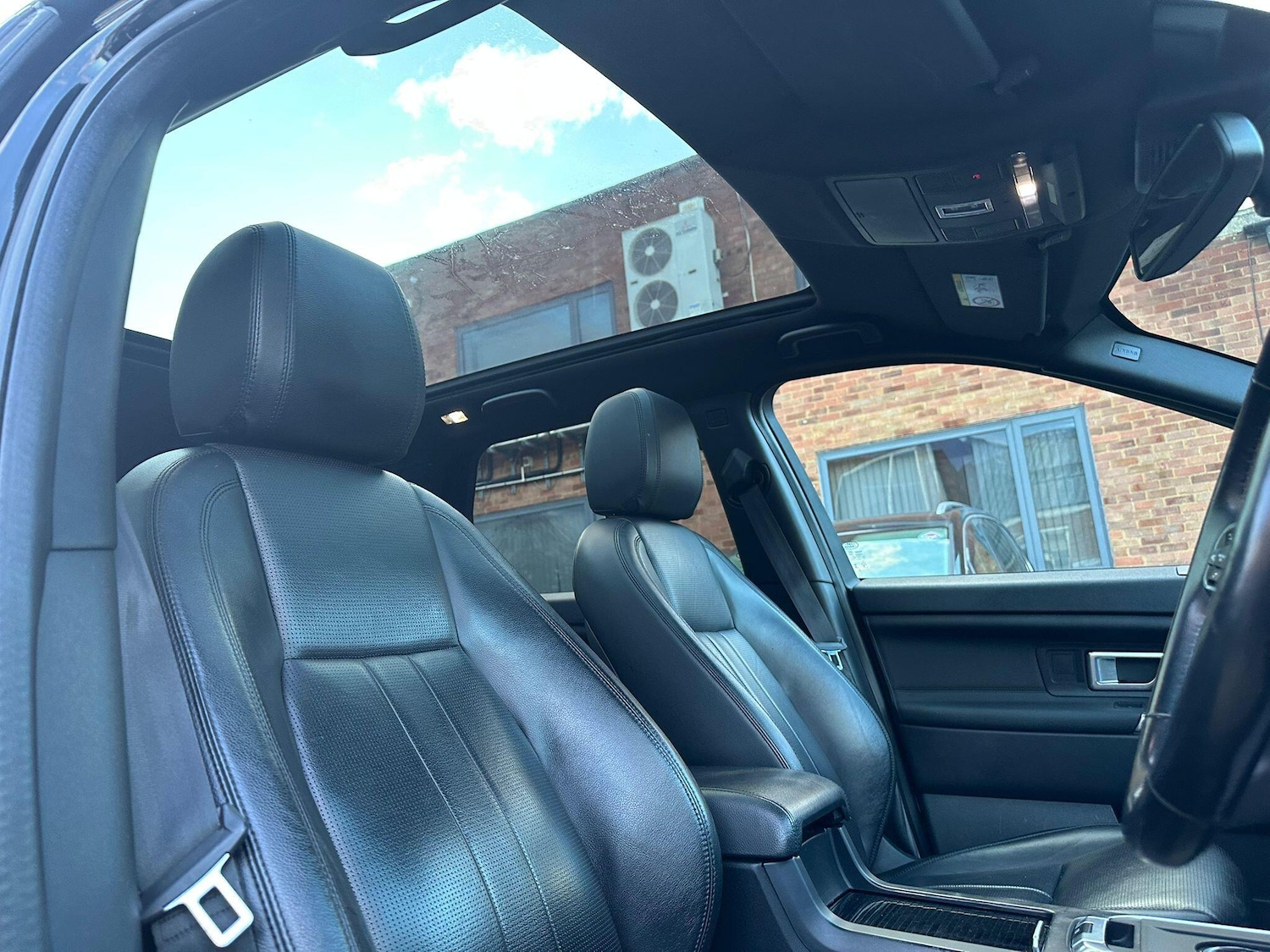 Used Land Rover Discovery Sport 2019 for sale - 77440717: Photo 52