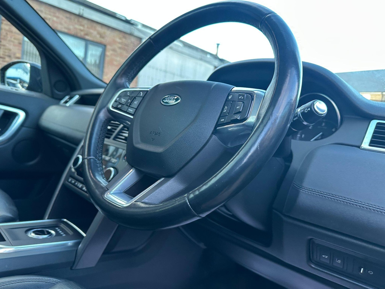 Used Land Rover Discovery Sport 2019 for sale - 77440717: Photo 54