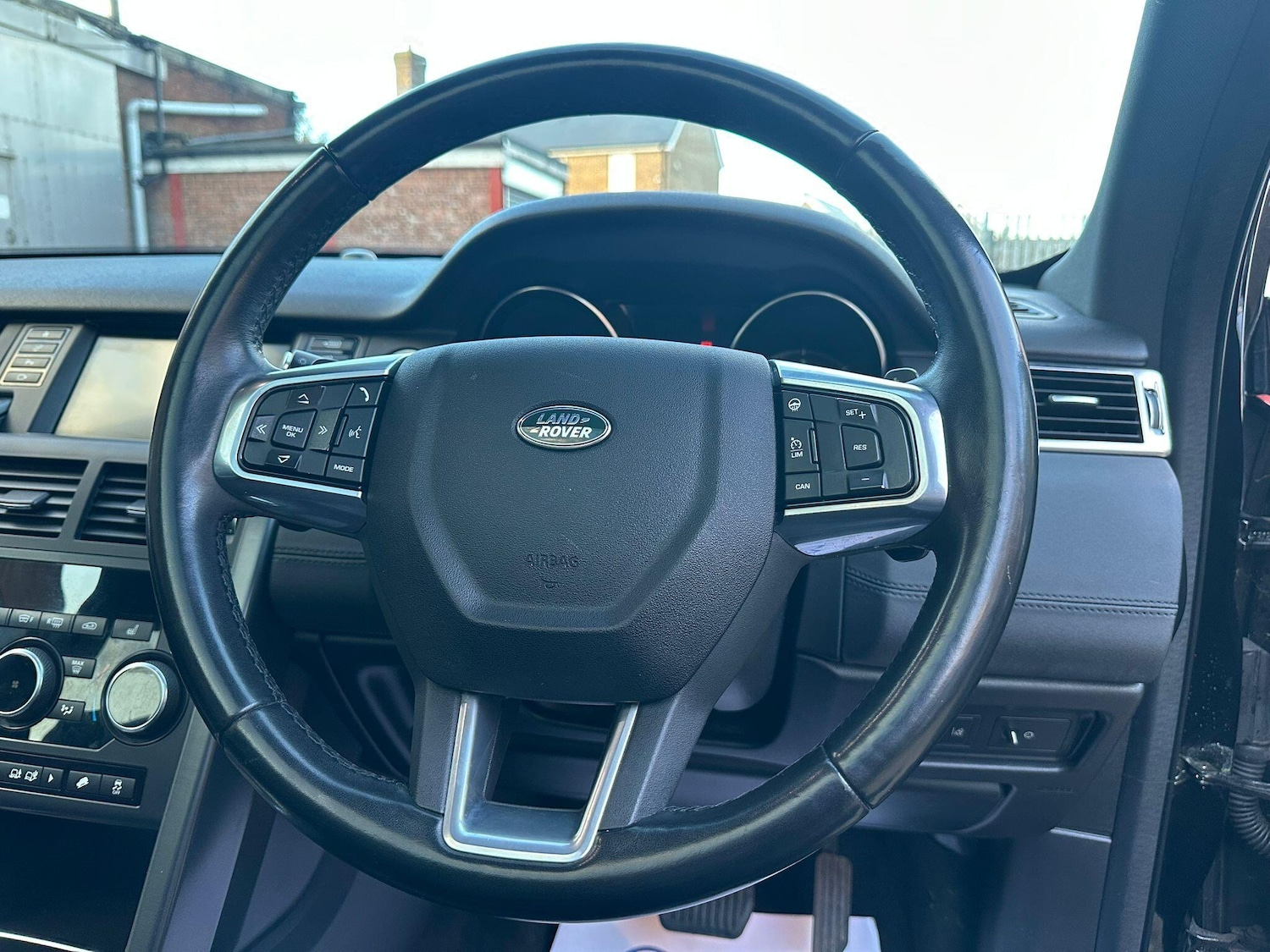 Used Land Rover Discovery Sport 2019 for sale - 77440717: Photo 64