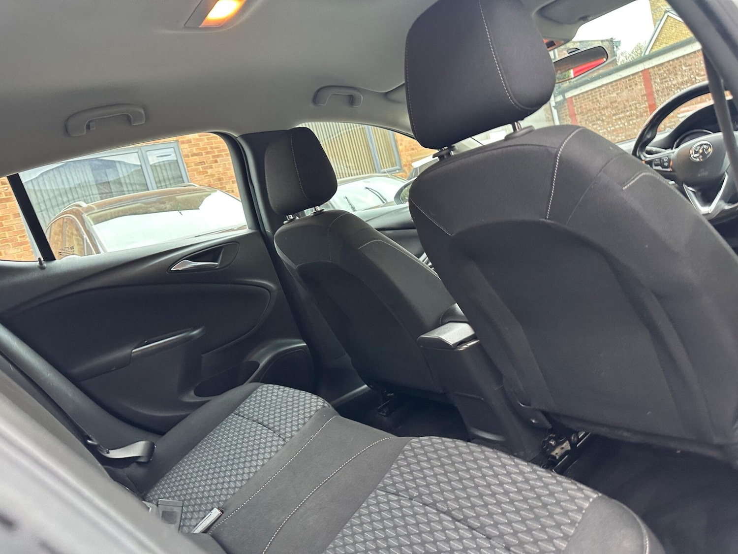 Used Vauxhall Astra for sale - 78136381: Photo 44