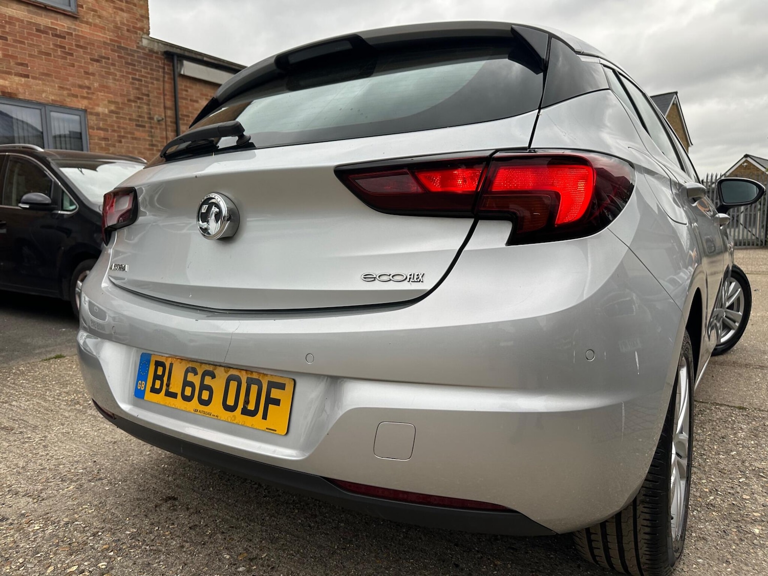 Used Vauxhall Astra for sale - 78136381: Photo 6