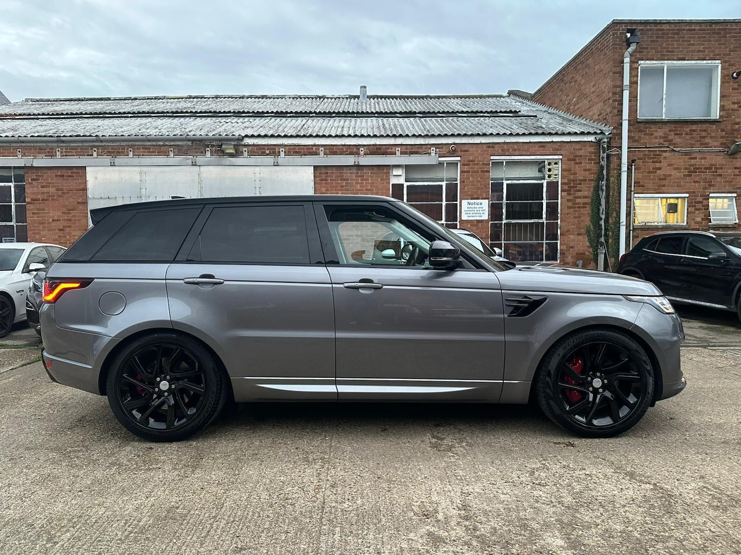 Used Land Rover Range Rover Sport 2020 for sale - 77091356: Photo 11