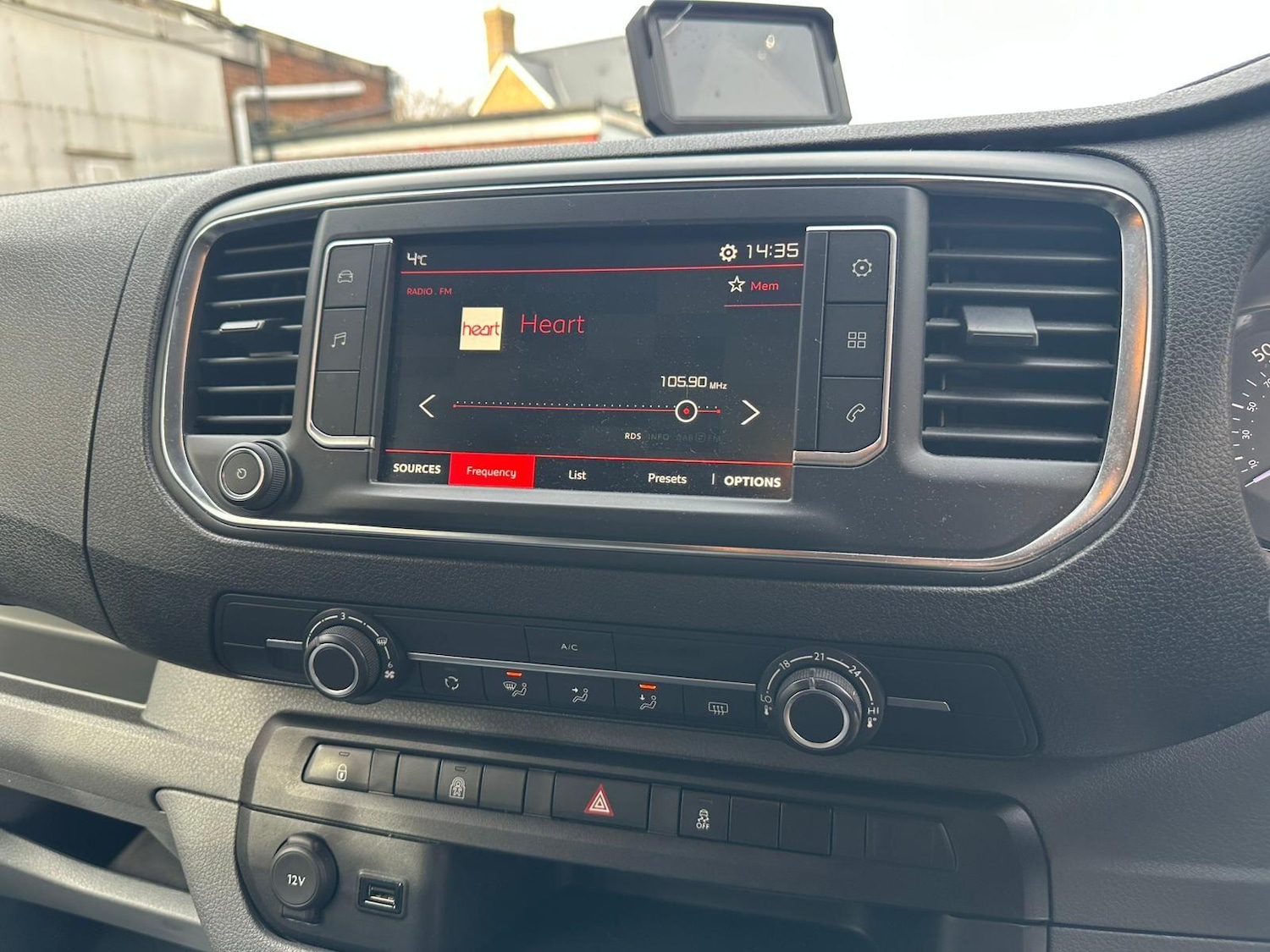 Used Citroen Dispatch 2018 for sale - 77633290: Photo 51