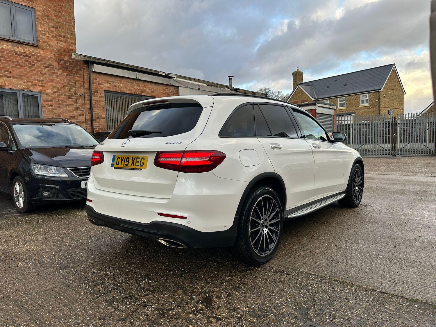 Used Mercedes-Benz GLC for sale - 77306011: Photo 9