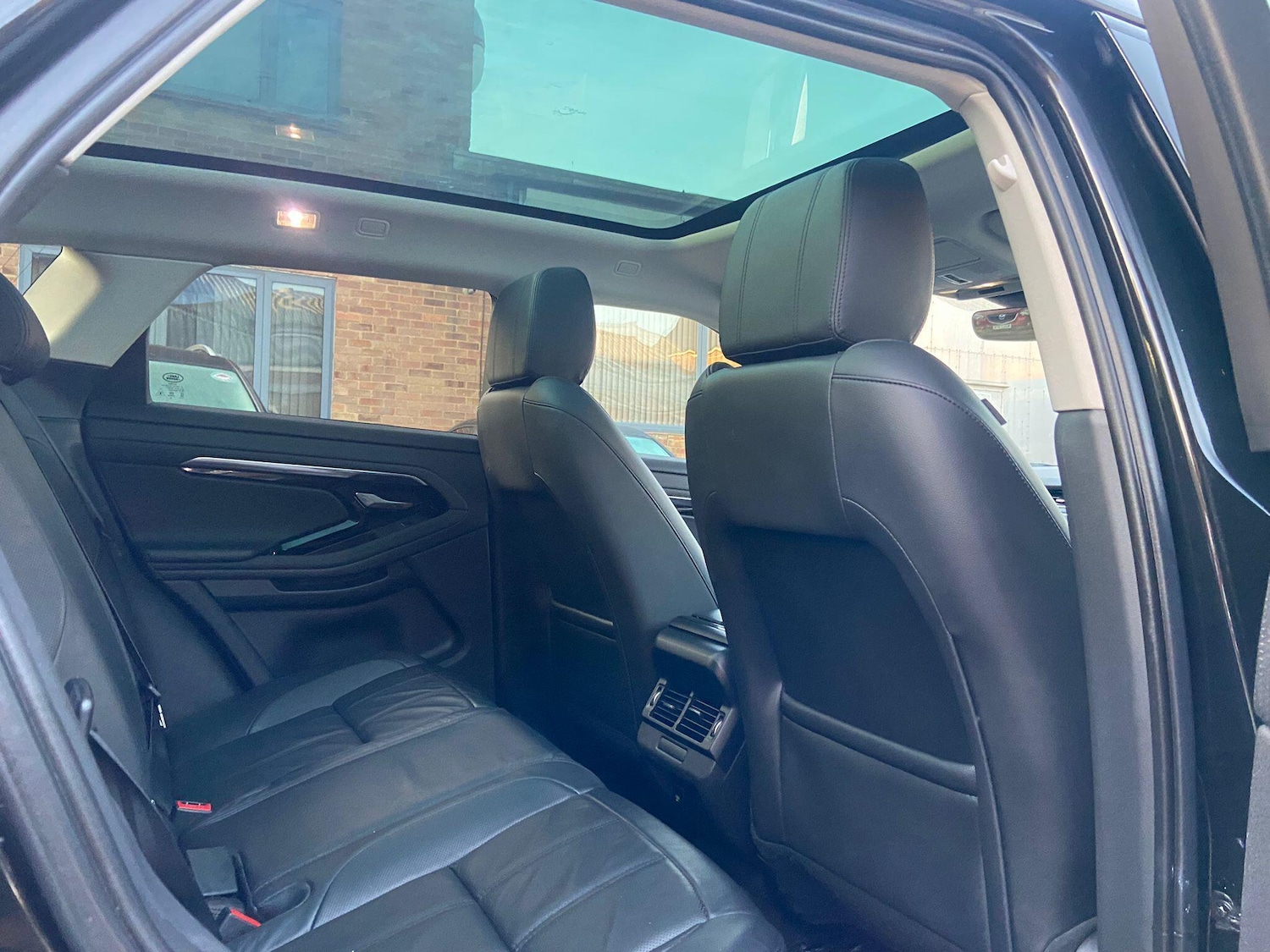 Used Land Rover Range Rover Evoque 2019 for sale - 77091847: Photo 44