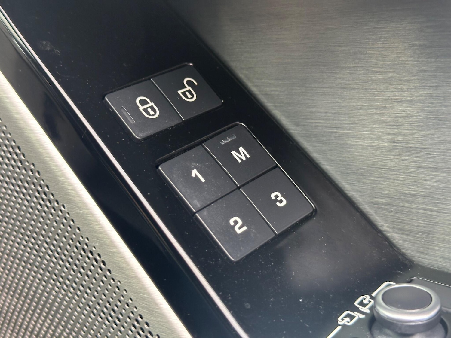 Used Land Rover Range Rover Velar for sale - 78135495: Photo 35