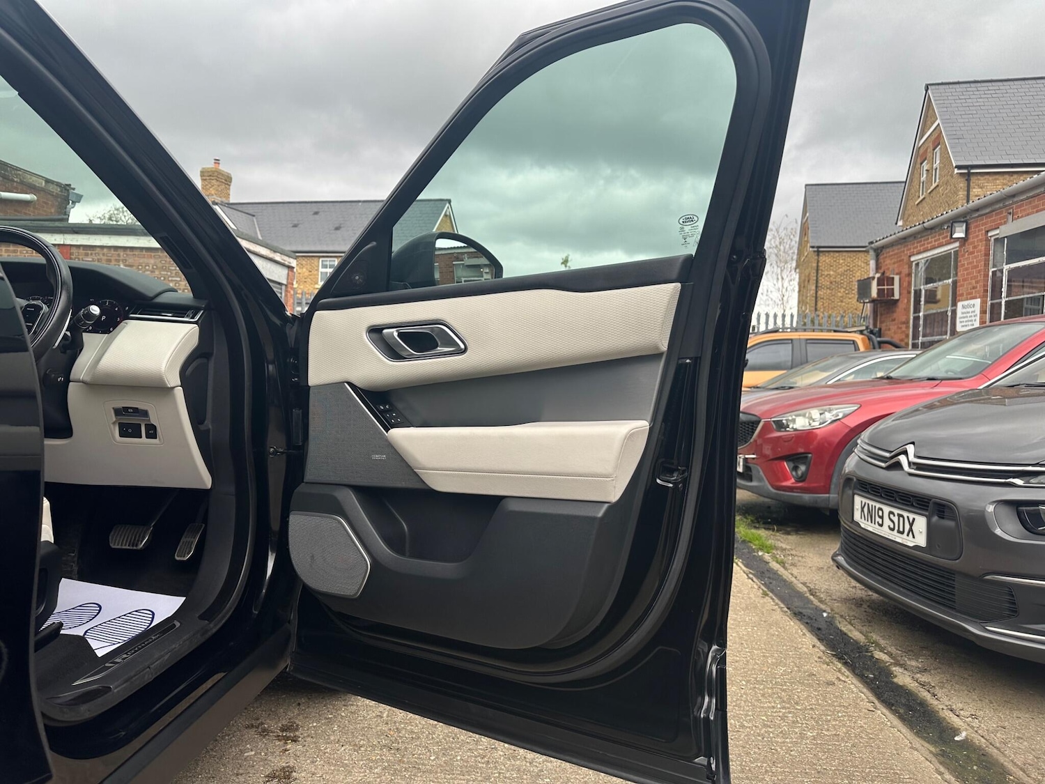 Used Land Rover Range Rover Velar for sale - 78135495: Photo 39