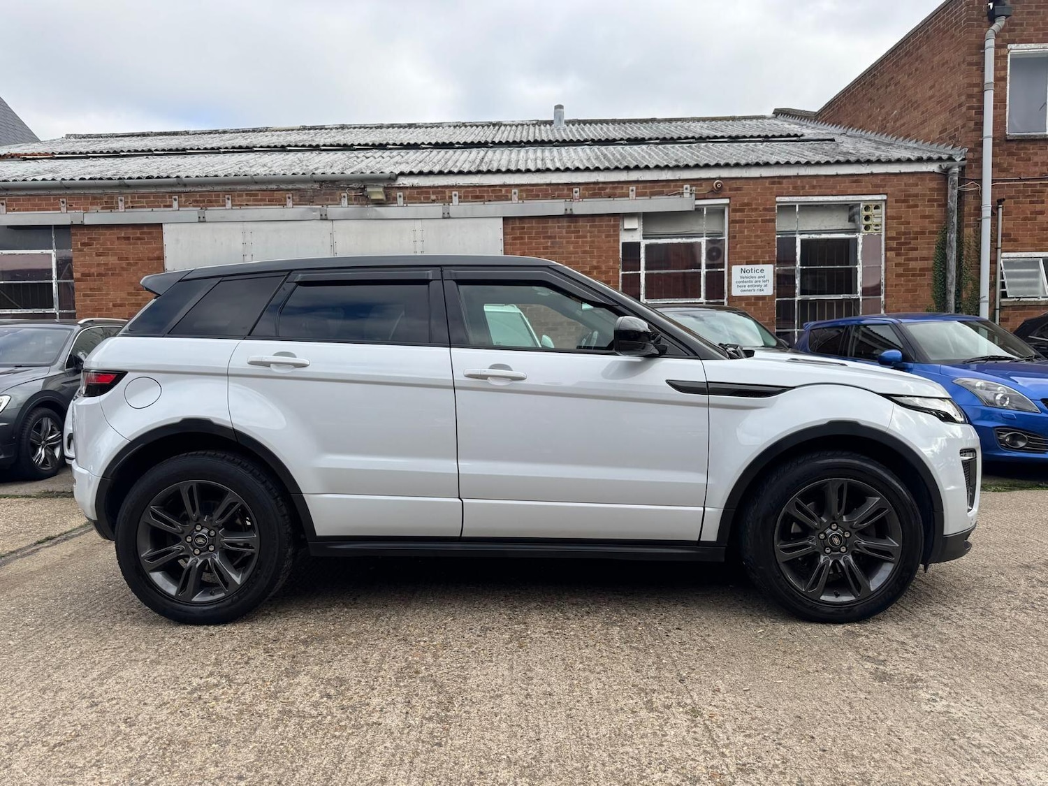 Used Land Rover Range Rover Evoque 2018 for sale - 76227891: Photo 11
