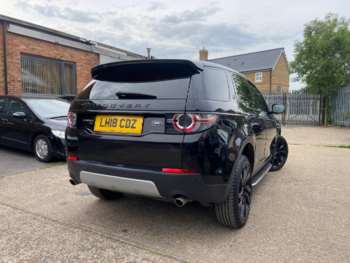 Used Land Rover Discovery Sport 2018 for sale - 74958025: Photo