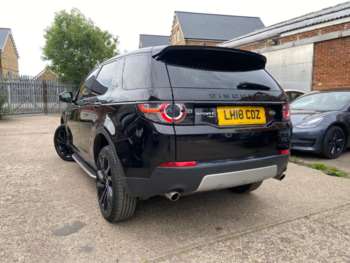 Used Land Rover Discovery Sport 2018 for sale - 74958025: Photo