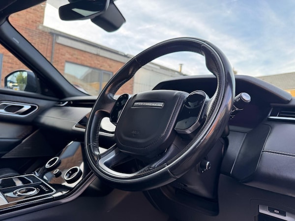 Used Land Rover Range Rover Velar 2018 for sale - 76282608: Photo 41