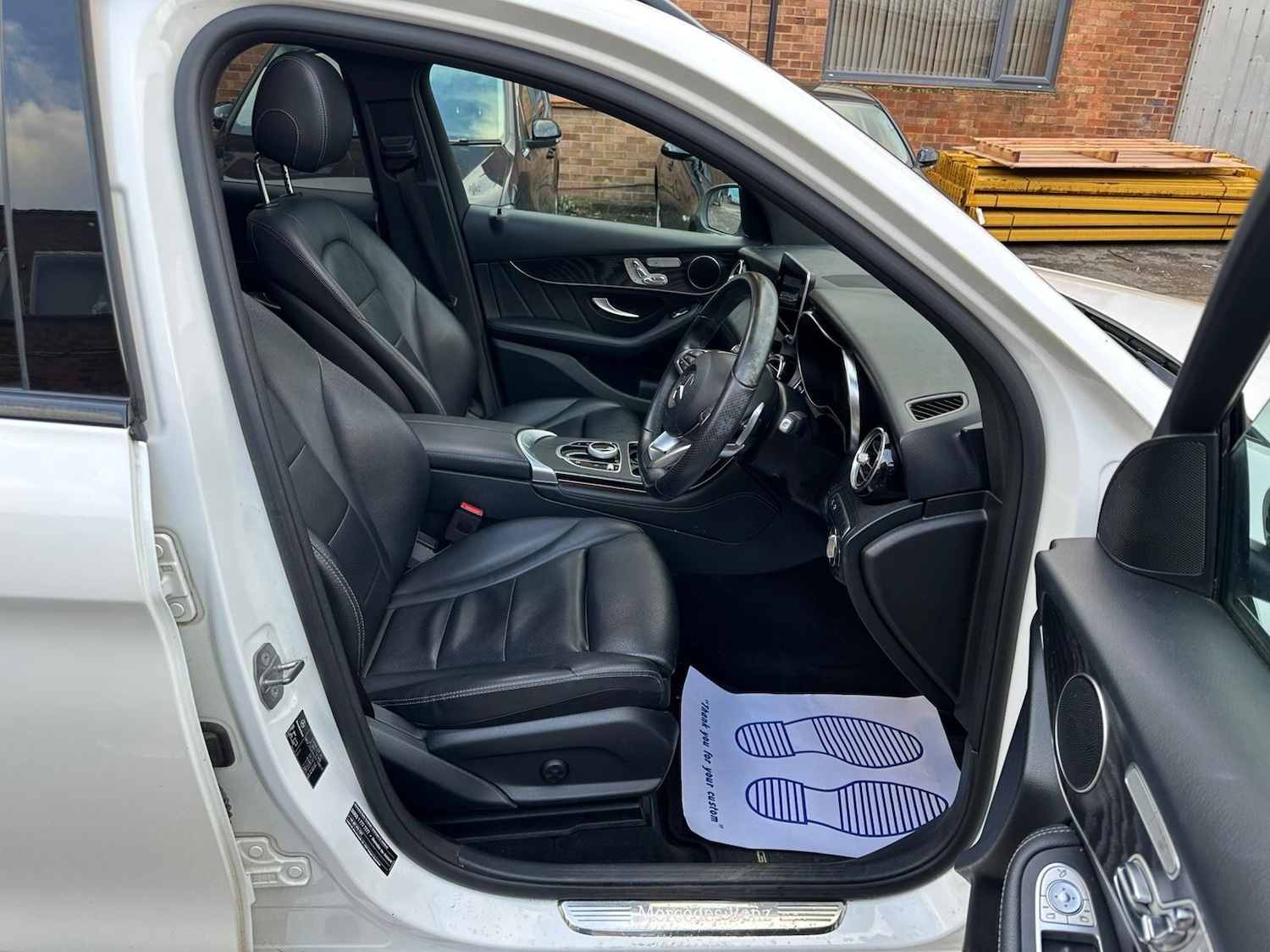 Used Mercedes-Benz GLC 2019 for sale - 78058350: Photo 17