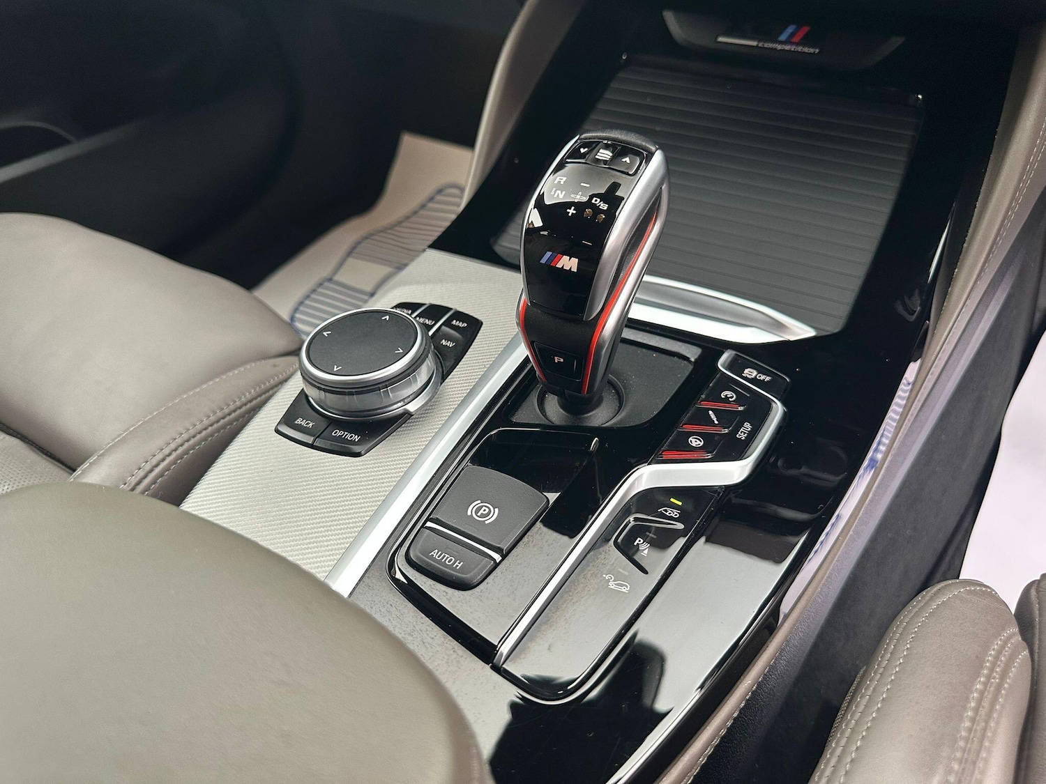 Used BMW X4 2019 for sale - 76976383: Photo 45