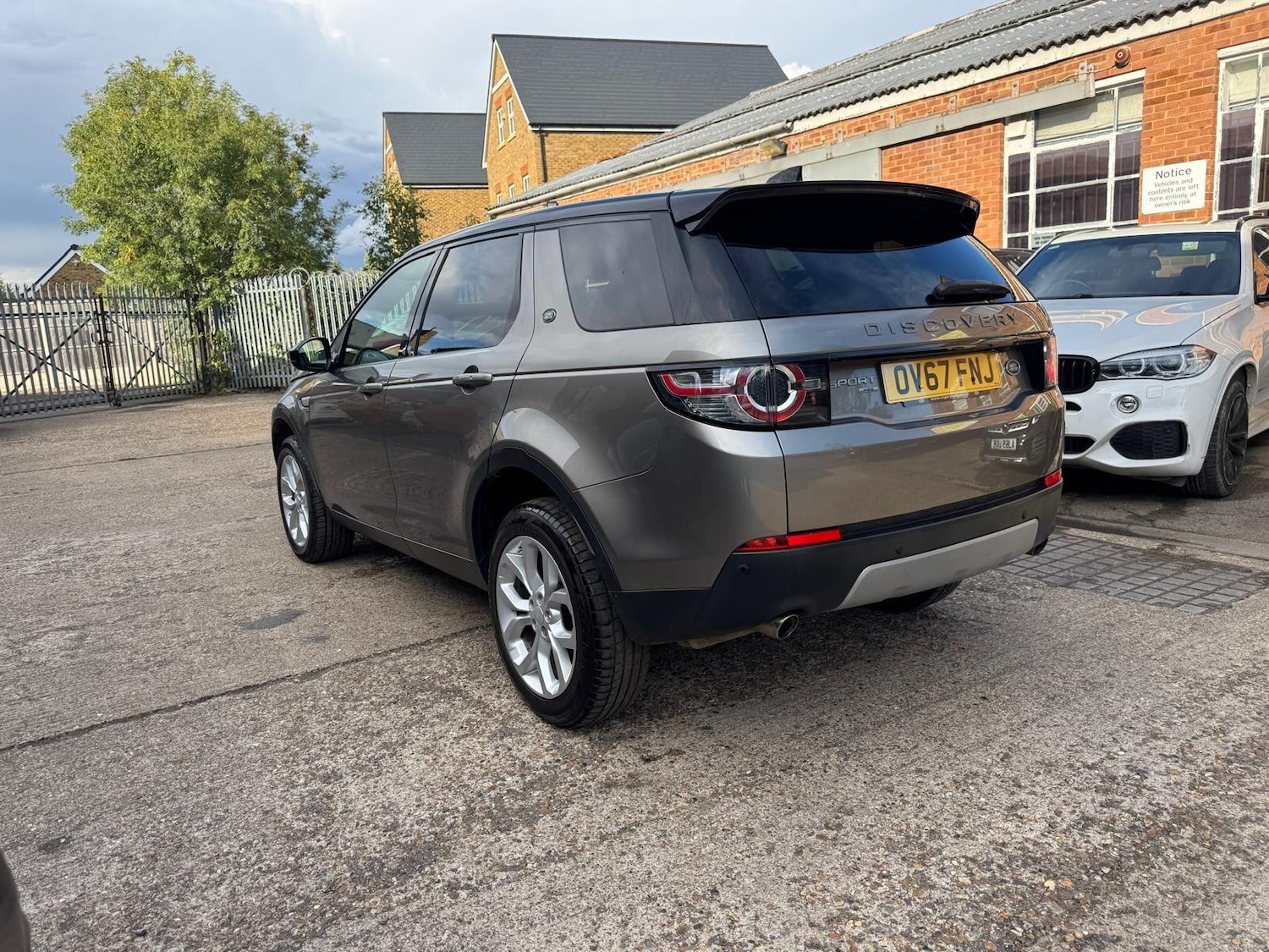 Used Land Rover Discovery Sport 2017 for sale - 76283365: Photo 10