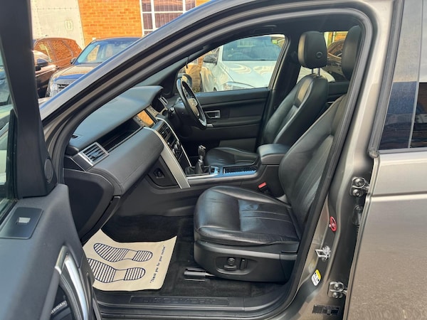Used Land Rover Discovery Sport 2017 for sale - 76283365: Photo 14