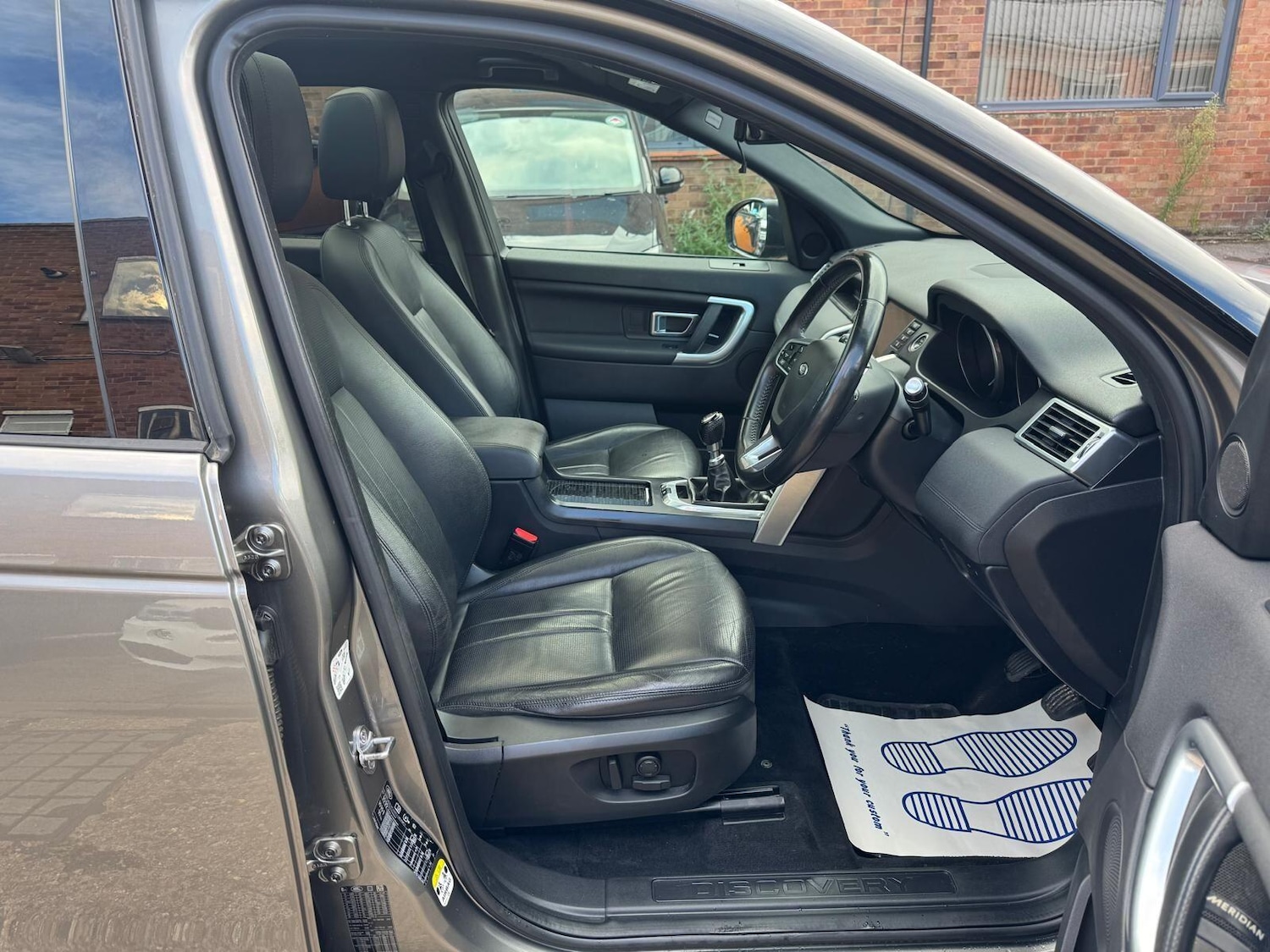 Used Land Rover Discovery Sport 2017 for sale - 76283365: Photo 17