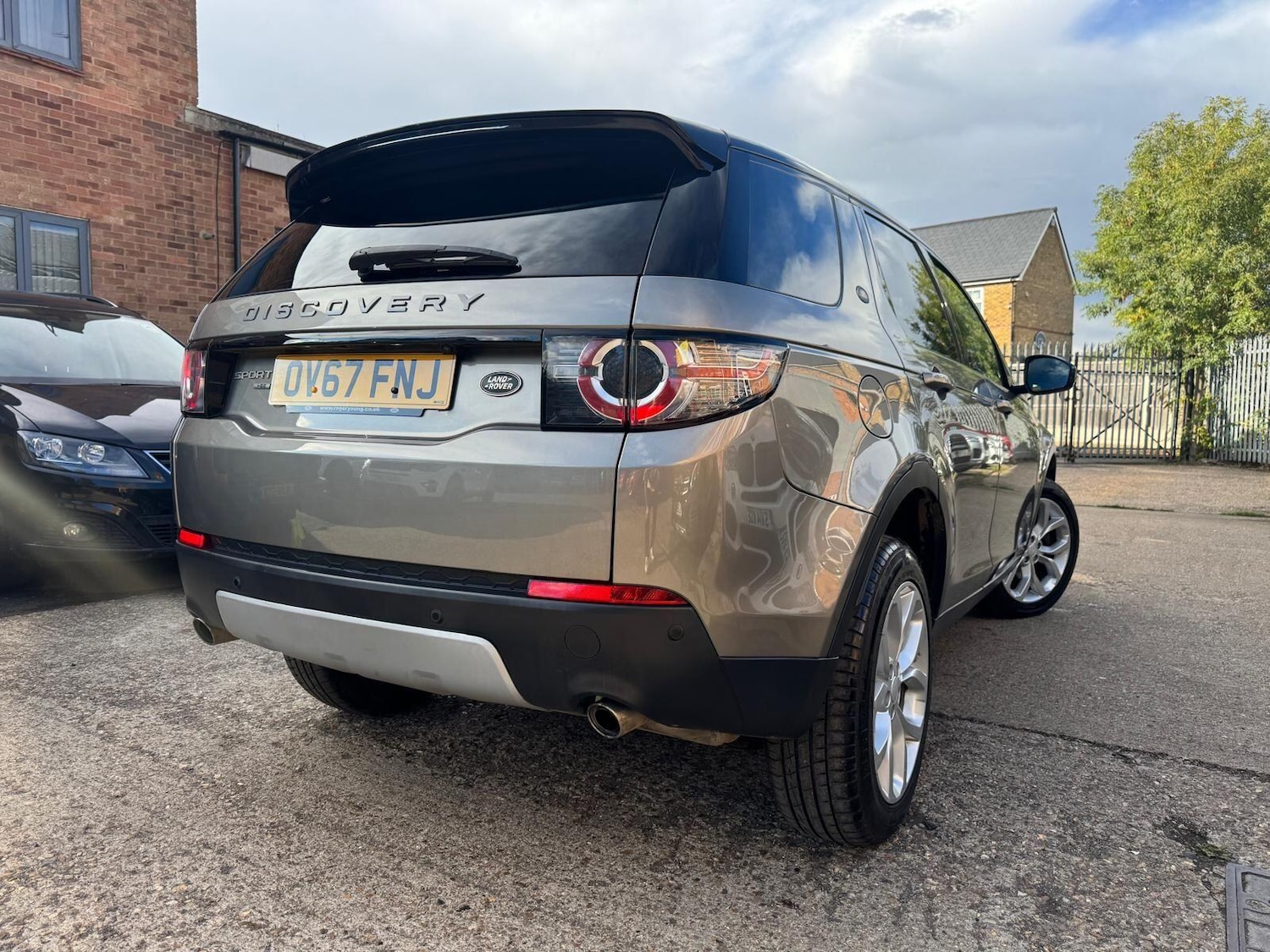 Used Land Rover Discovery Sport 2017 for sale - 76283365: Photo 21