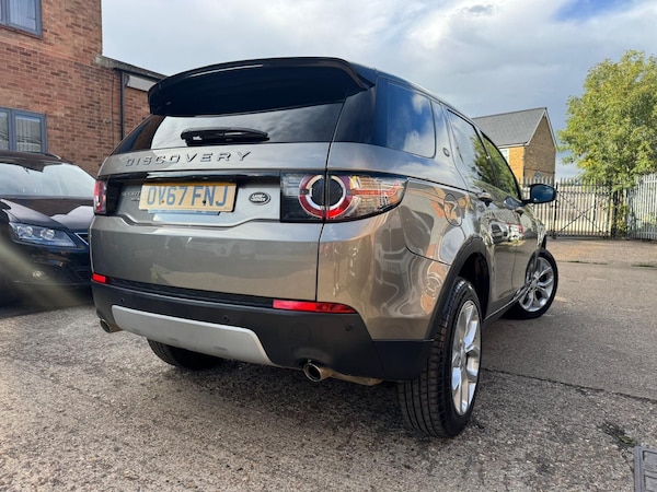 Used Land Rover Discovery Sport 2017 for sale - 76283365: Photo 21