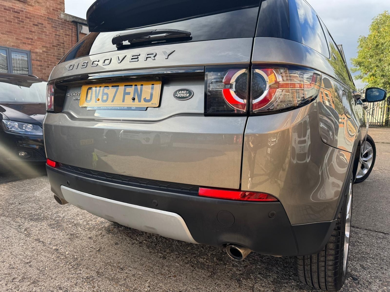 Used Land Rover Discovery Sport 2017 for sale - 76283365: Photo 33