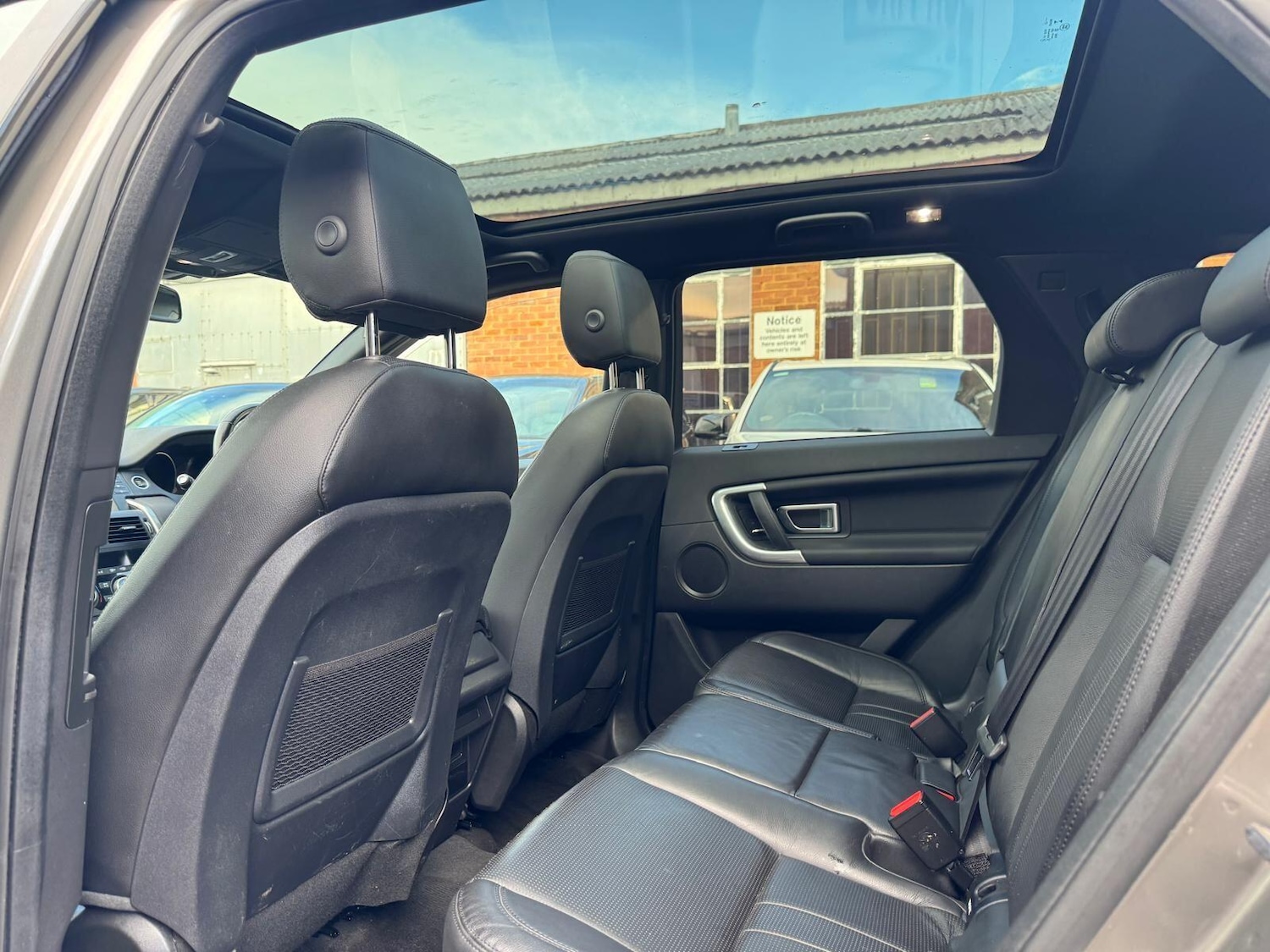 Used Land Rover Discovery Sport 2017 for sale - 76283365: Photo 42