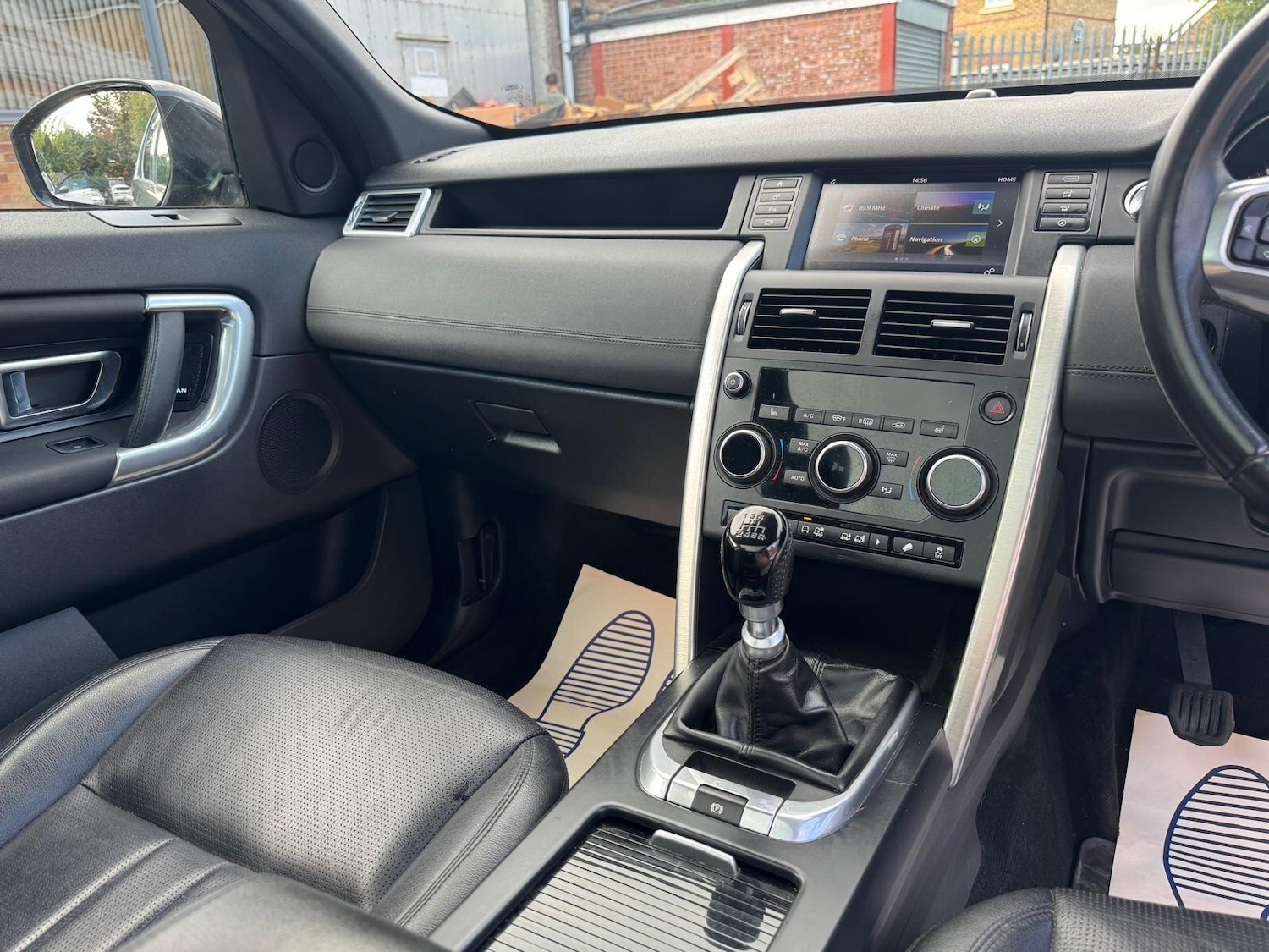 Used Land Rover Discovery Sport 2017 for sale - 76283365: Photo 48