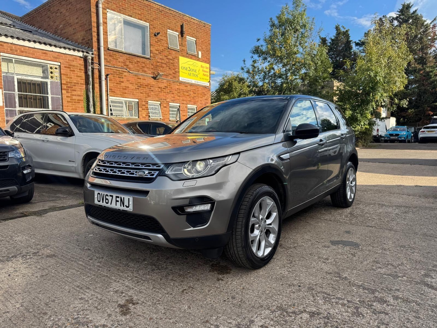 Used Land Rover Discovery Sport 2017 for sale - 76283365: Photo 8