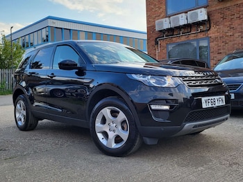 Used Land Rover Discovery Sport 2018 for sale - 78885780: Photo