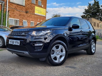 Used Land Rover Discovery Sport 2018 for sale - 78885780: Photo
