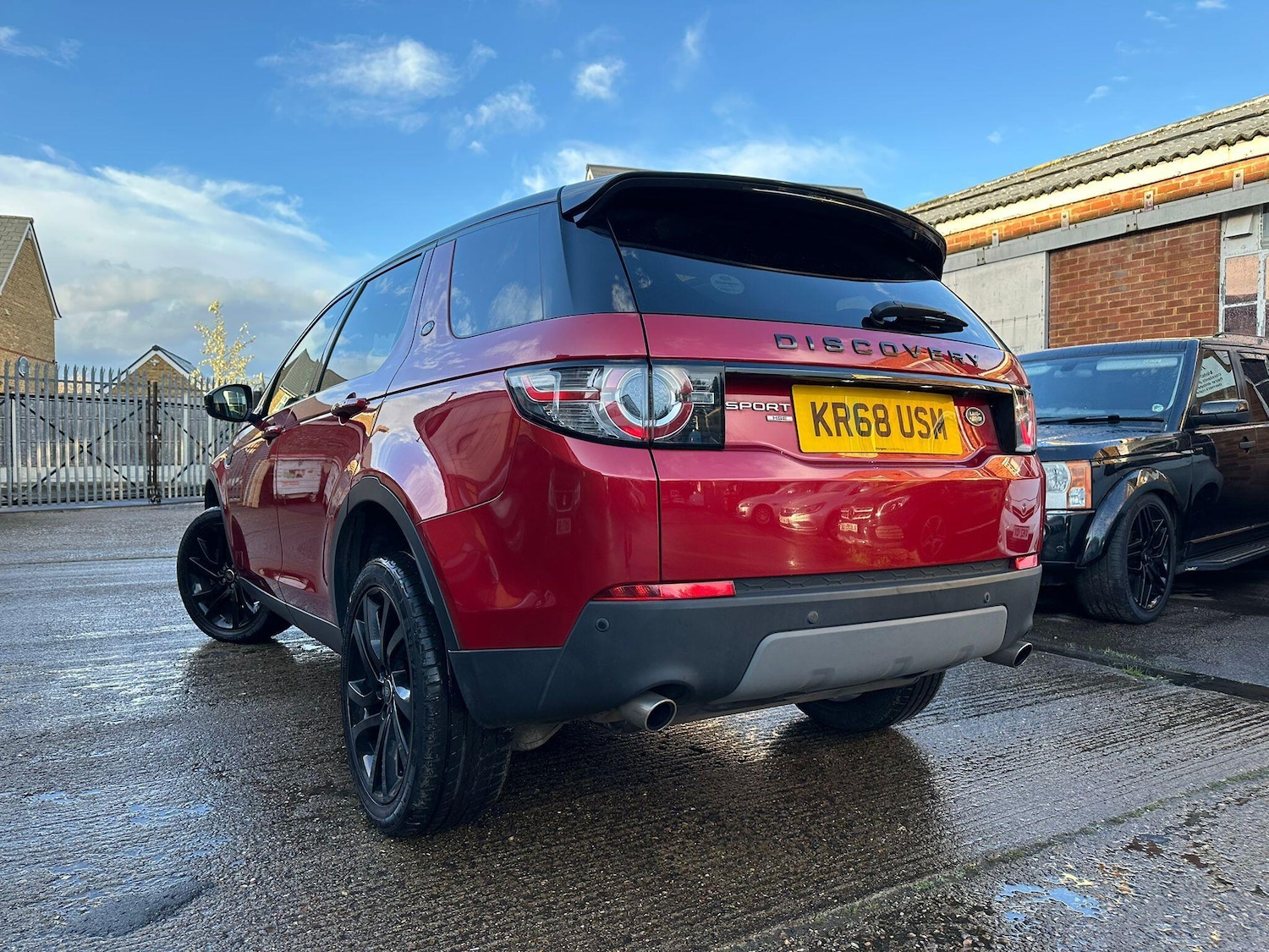 Used Land Rover Discovery Sport 2018 for sale - 78019175: Photo 4