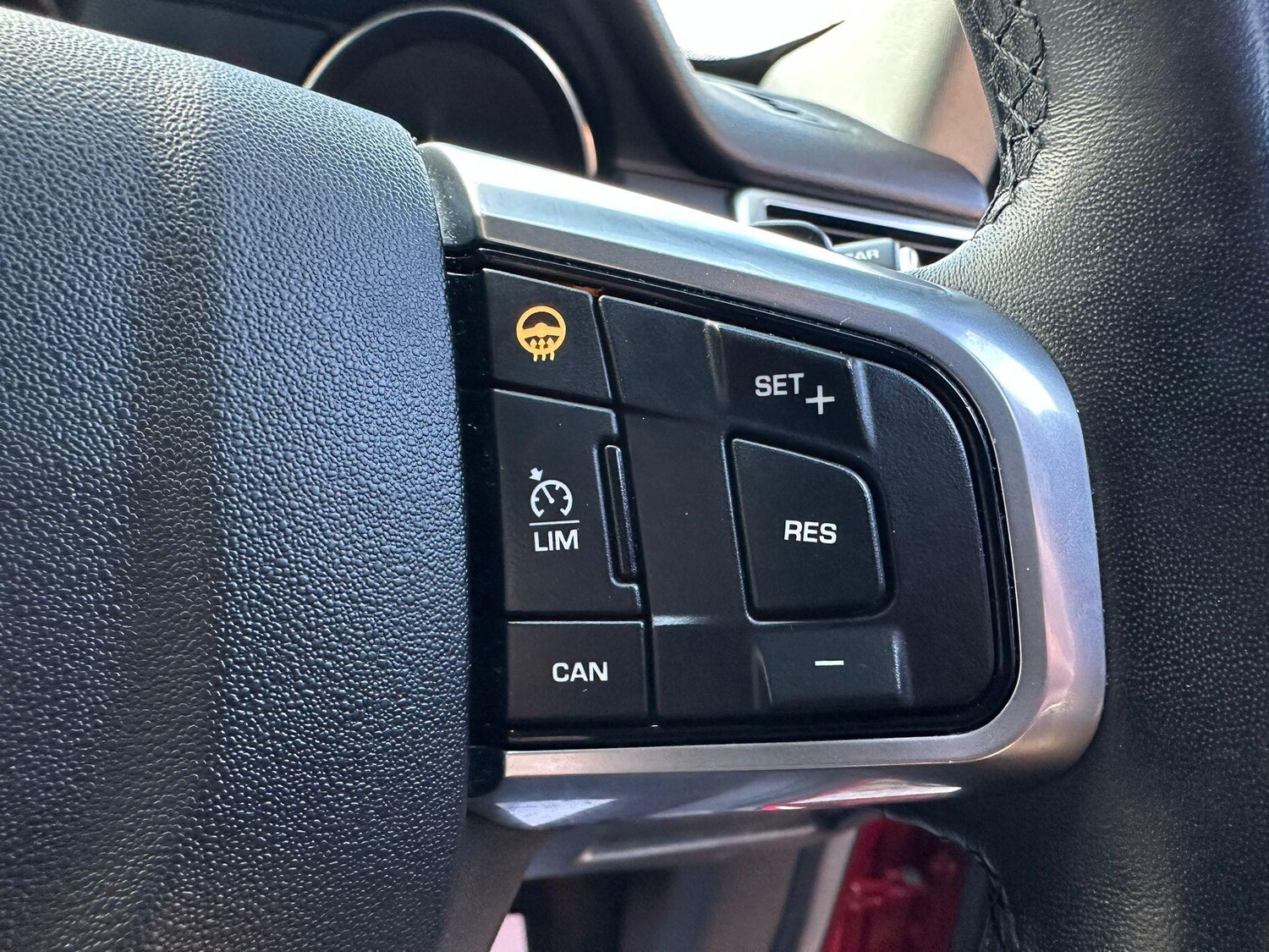 Used Land Rover Discovery Sport 2018 for sale - 78019175: Photo 40