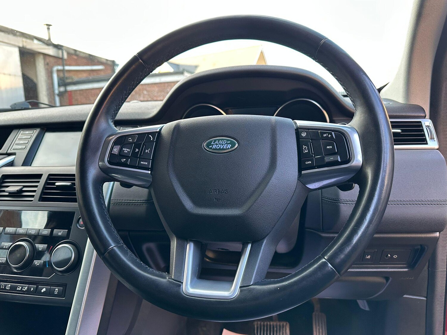 Used Land Rover Discovery Sport 2018 for sale - 78019175: Photo 57