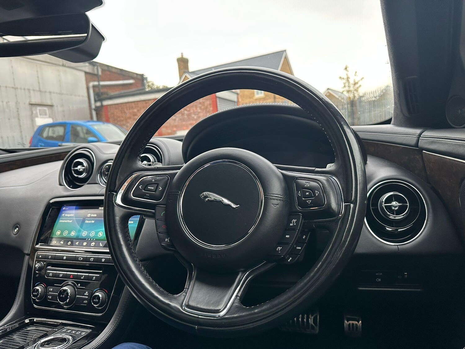 Used Jaguar XJ 2019 for sale - 78058549: Photo 55