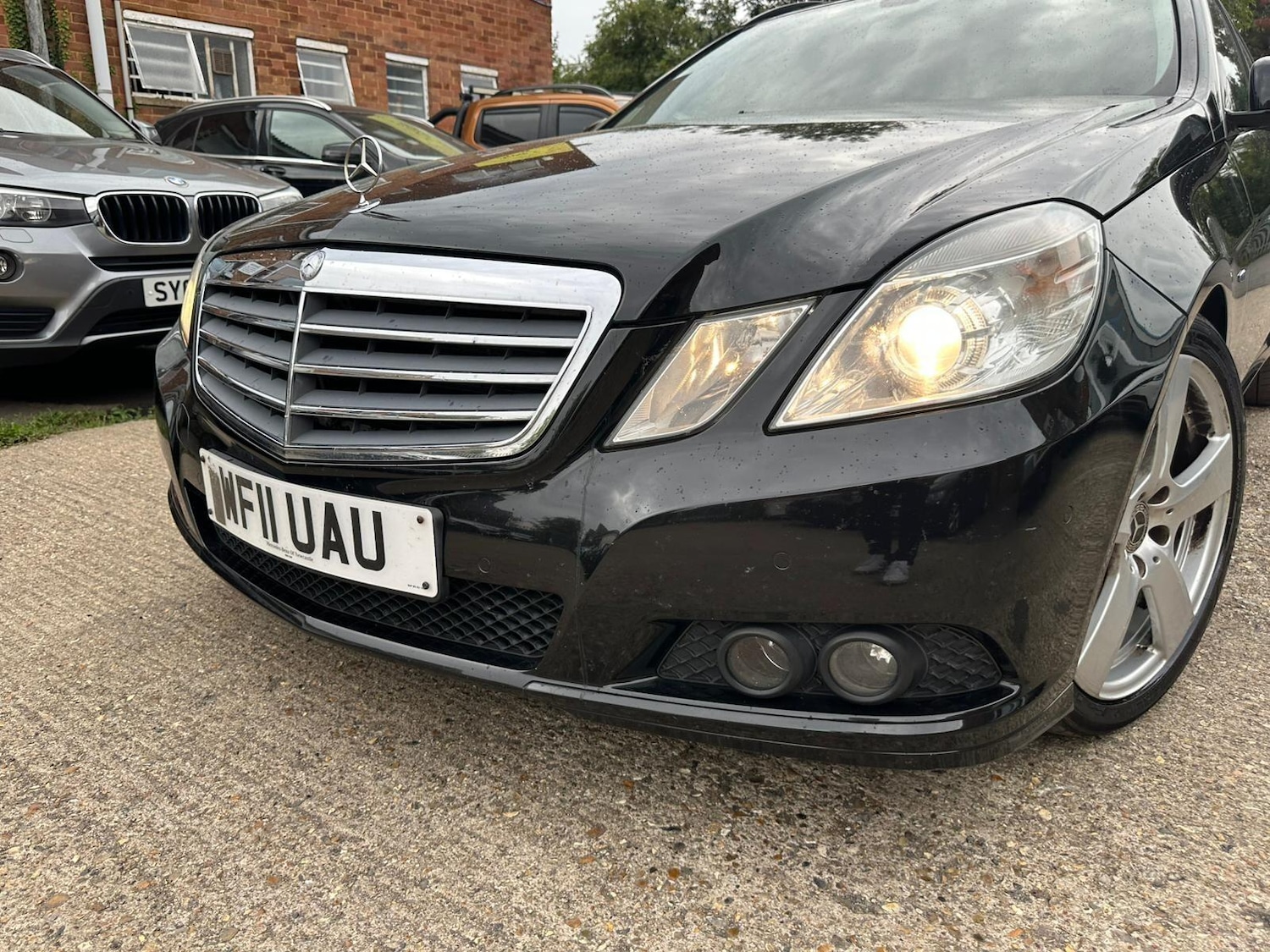Vehicle 28
