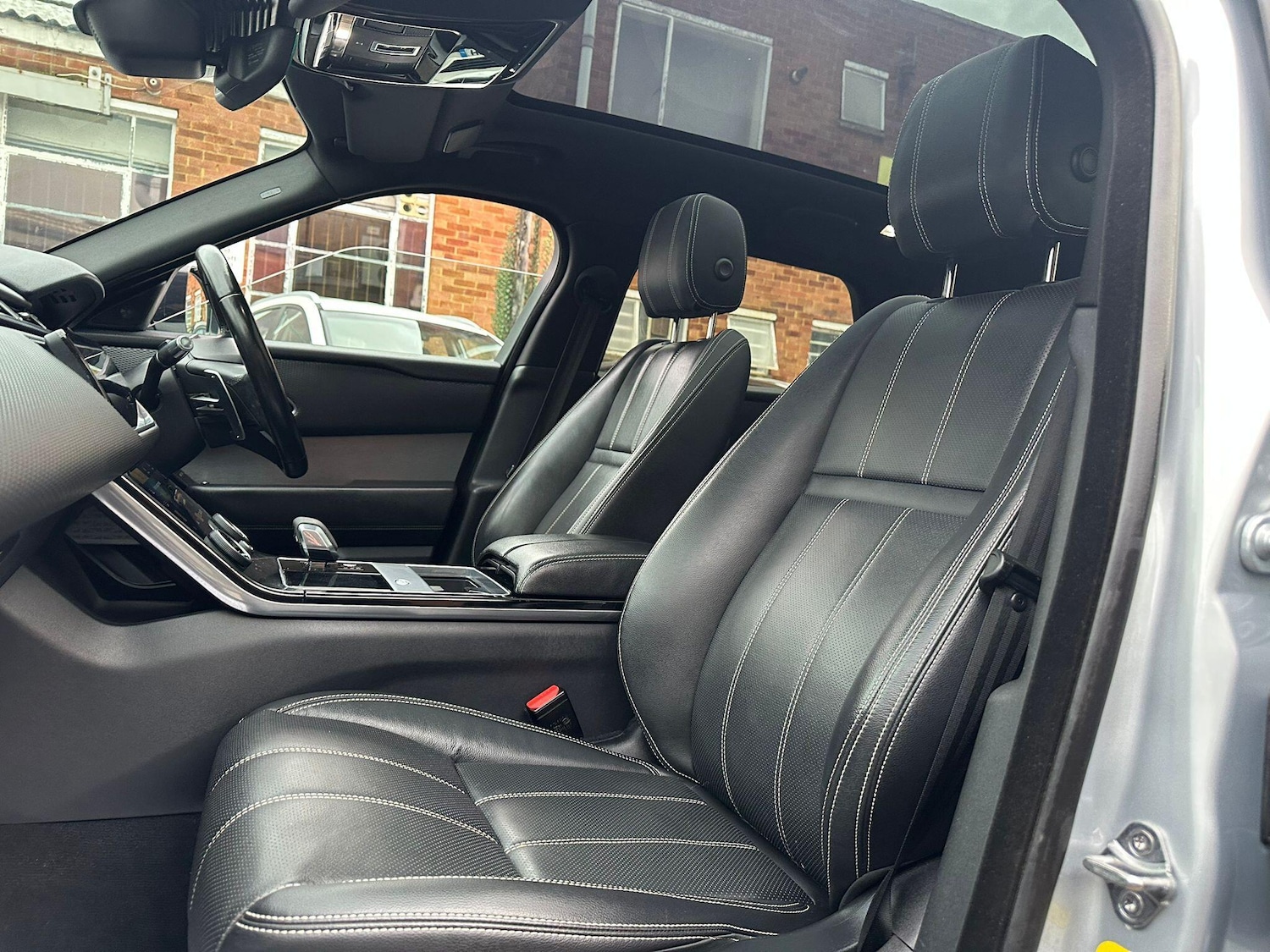 Used Land Rover Range Rover Velar 2021 for sale - 78057599: Photo 15