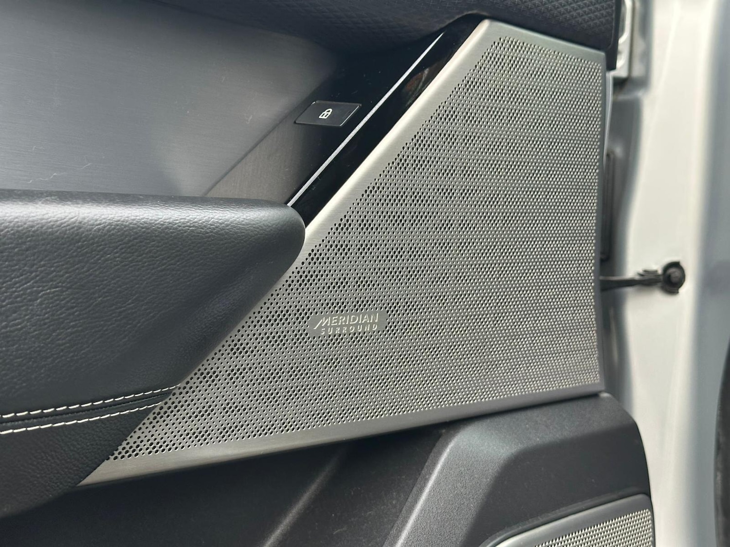 Used Land Rover Range Rover Velar 2021 for sale - 78057599: Photo 42