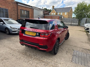 Used Land Rover Discovery Sport 2019 for sale - 75609273: Photo