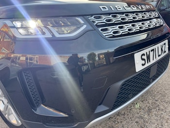 Used Land Rover Discovery Sport 2022 for sale - 75857406: Photo