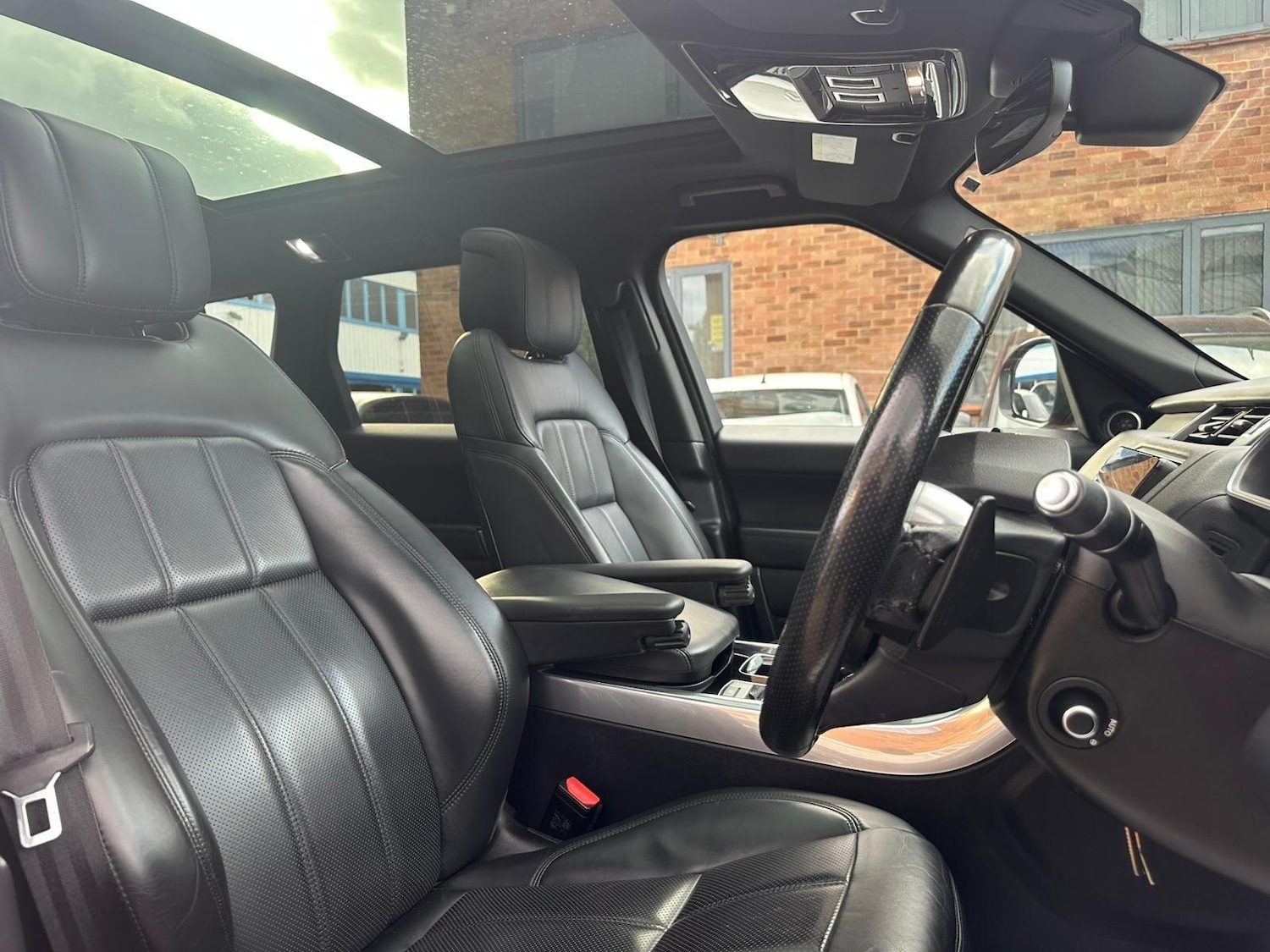 Used Land Rover Range Rover Sport 2018 for sale - 77839607: Photo 18