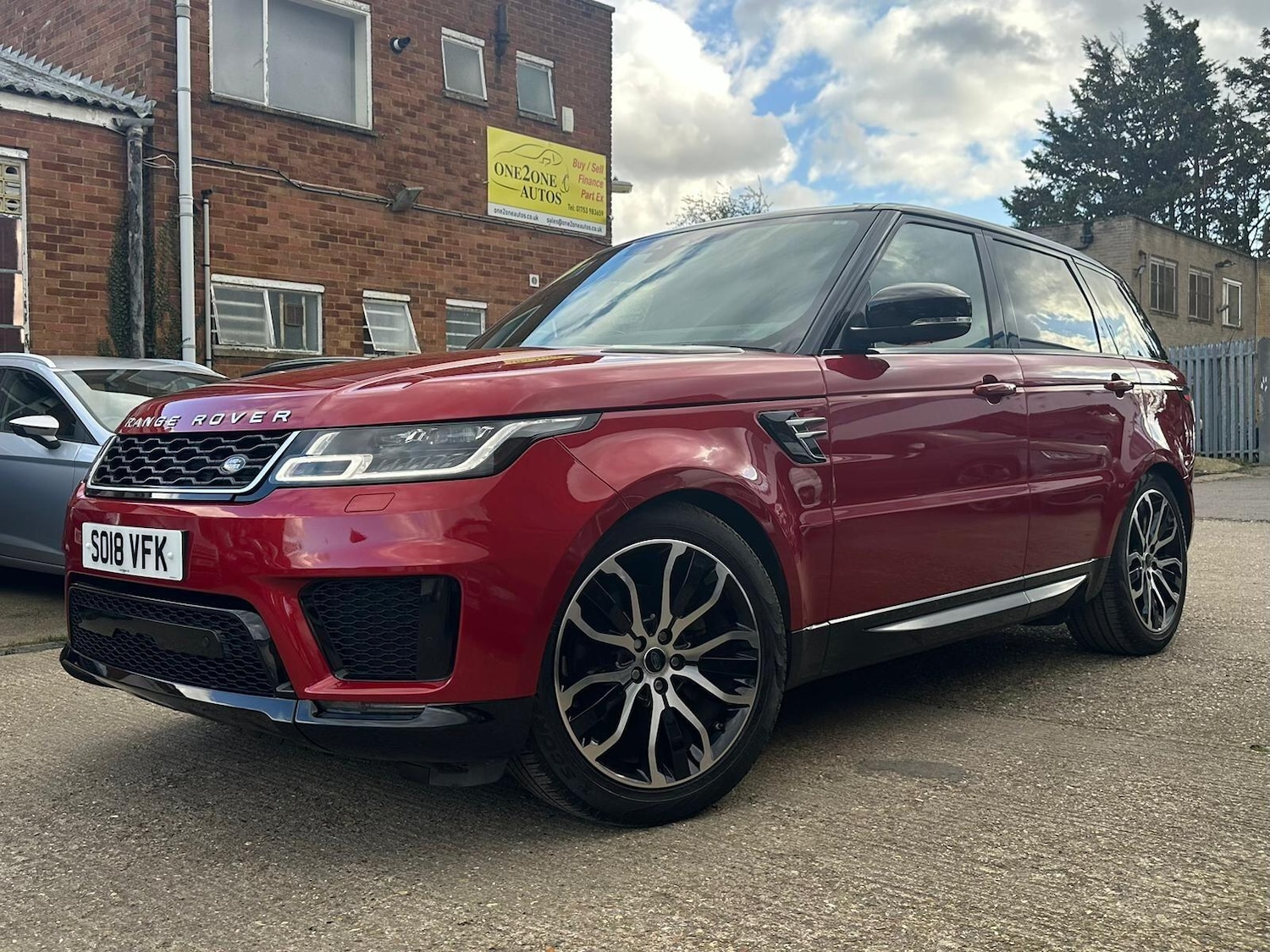 Used Land Rover Range Rover Sport 2018 for sale - 77839607: Photo 2