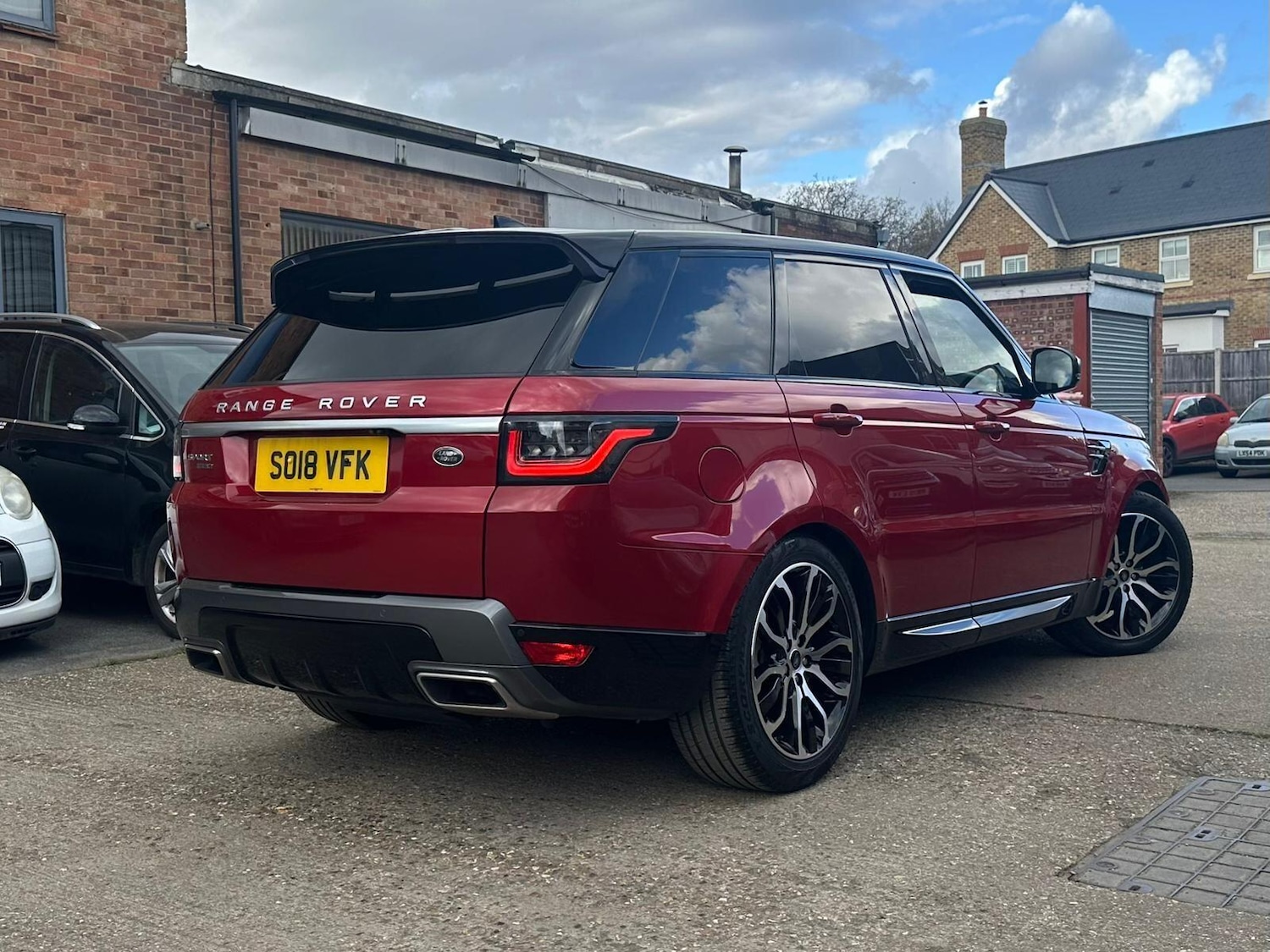 Used Land Rover Range Rover Sport 2018 for sale - 77839607: Photo 3